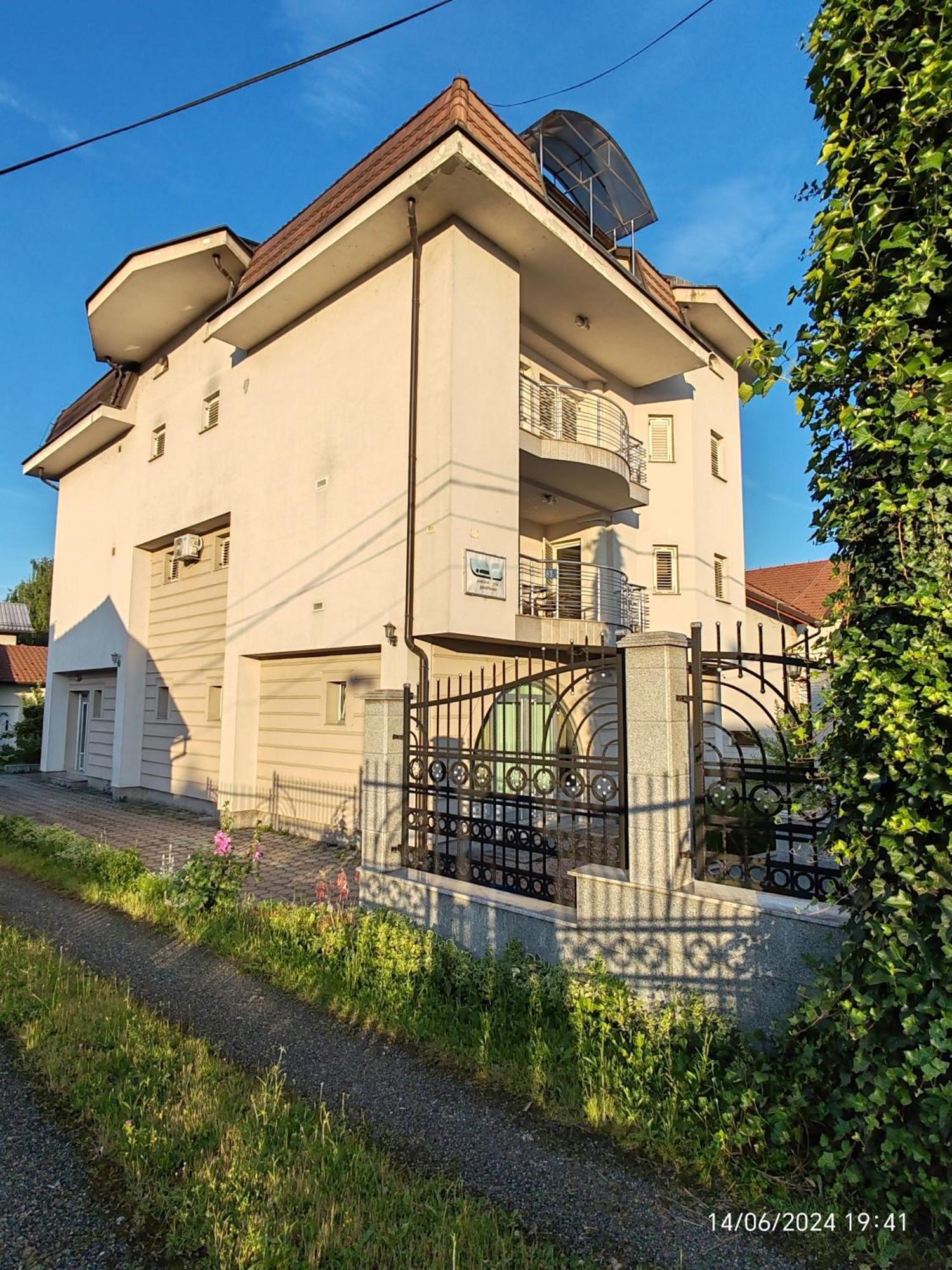 Guesthouse Jelic Teslić Zewnętrze zdjęcie